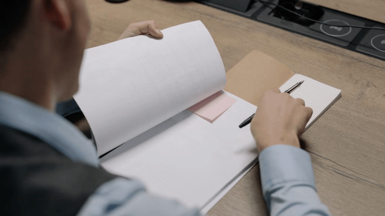 Entrenamiento en Documentos Forenses